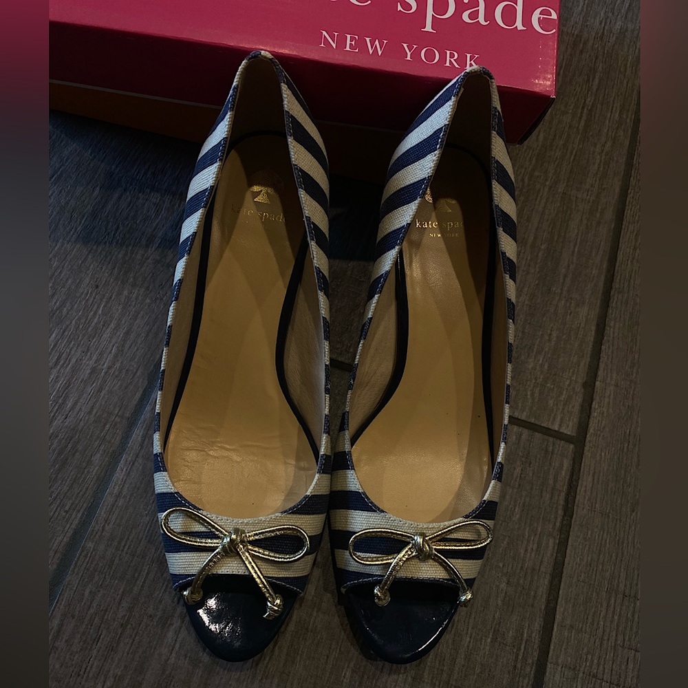 Kate Spade ♠️ Melinda - Navy & White Wedge